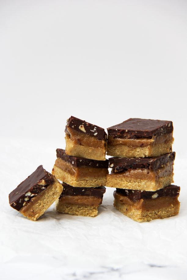Raw Millionaire’s Shortbread | Raw Vibrant Living