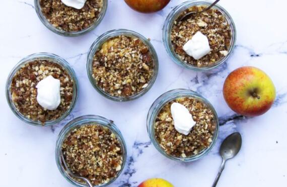 Raw Apple Crumble image