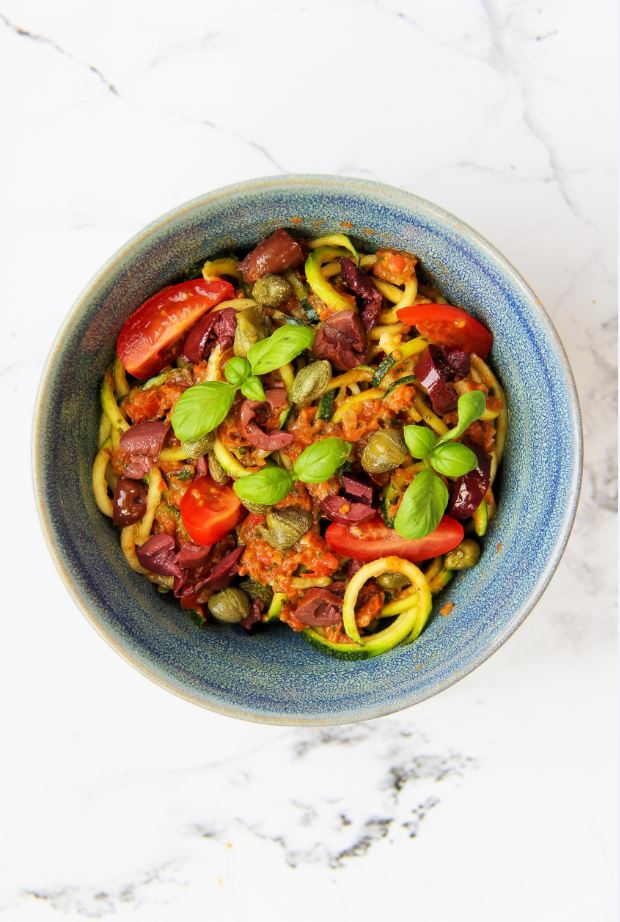 Raw Tomato, Olive and Caper Zoodles | Raw Vibrant Living