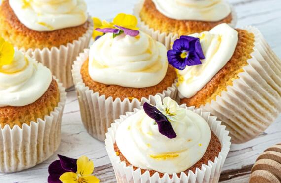 Mother’s Day Honey Cupcakes image