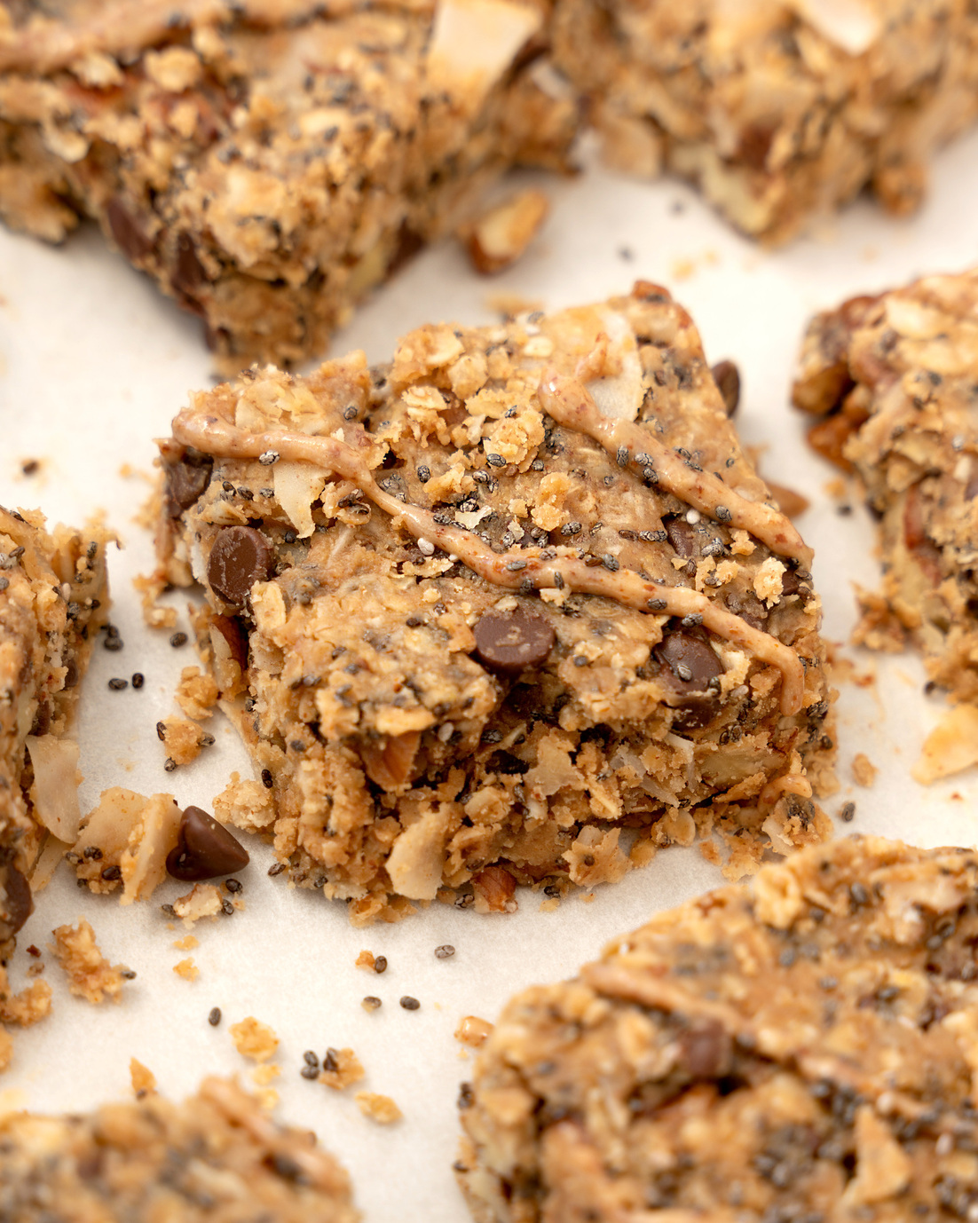 CHIA ALMOND BUTTER BARS | Raw Vibrant Living CHIA ALMOND BUTTER BARS