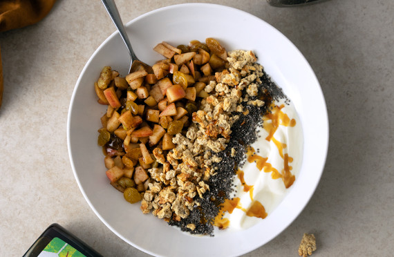 Seasonal Vegan Apple Yoghurt Bowl image